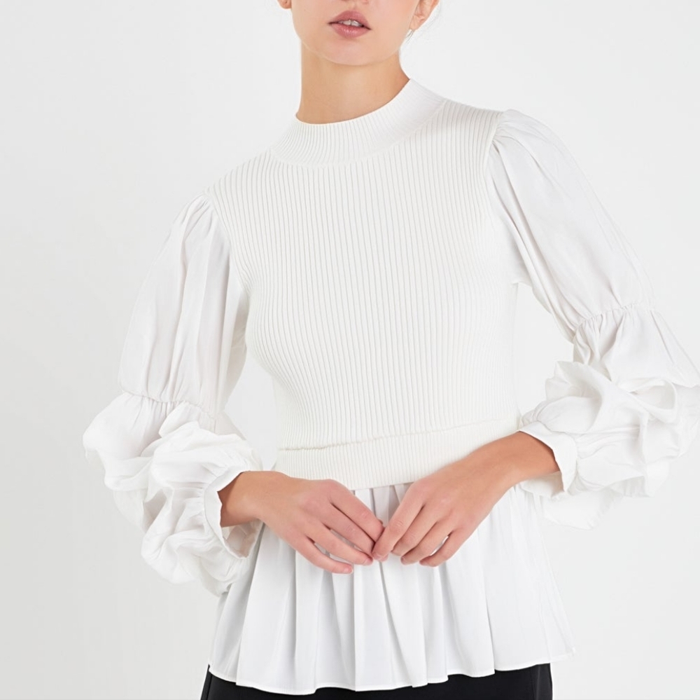 'English factory' white Short puff sleeve shirt with ruffed sweater